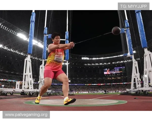 张家乐以75米14成绩打破链球世界青年纪录创造新高